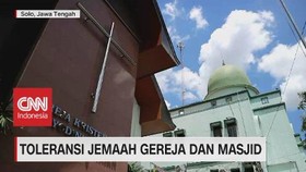 VIDEO: Toleransi Jemaah Gereja & Masjid di Solo