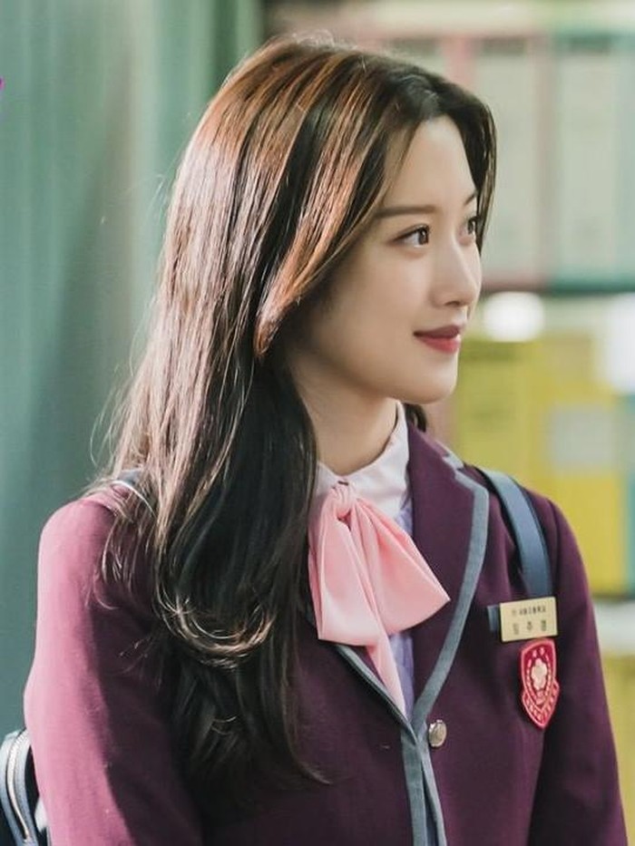 Tokoh Lim Jung Kyung yang diperankan aktris Moon Ga Young dalam cuplikan drama Korea 'True Beauty'/Sumber/Instagram/tvndrama.official.