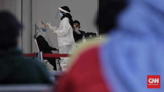 Data Pandemic Talks menunjukkan angka kematian akibat Corona naik dengan rata-rata 42 persen seusai periode libur panjang periode Juli 2020-Februari 2021.