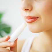 Rekomendasi Tinted Lip Balm untuk Bibir Terlihat Sehat dan Segar!