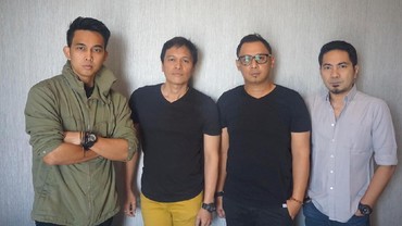 Lirik Lagu Berharap Cinta - ADA Band