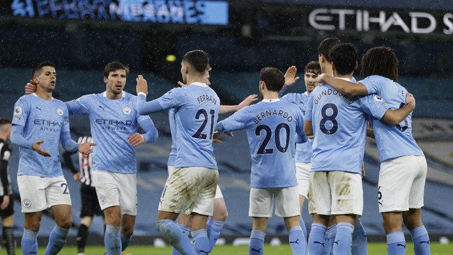 Skuad Manchester City diserang Covid-19 hingga Valentino Rossi disebut sebagai pembalap aneh mewarnai sejumlah berita terpopuler olahraga dalam 24 jam terakhir.