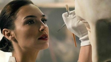 img-title Gal Gadot Diancam Joss Whedon Saat Syuting Ulang Justice League?