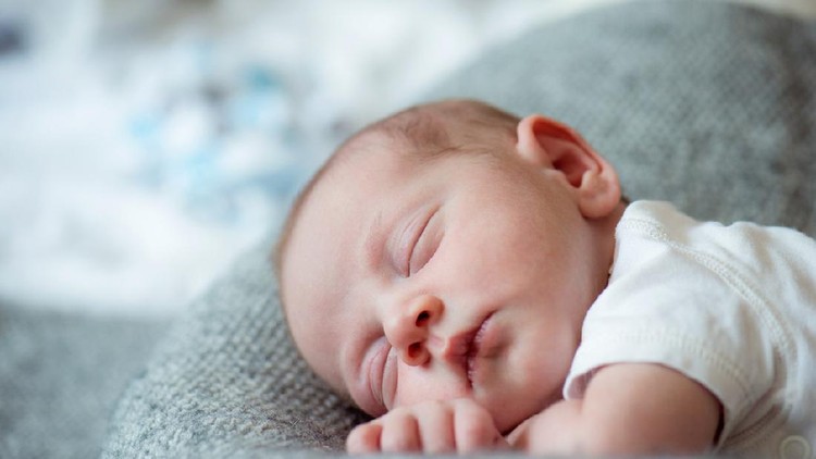 Tak ada yang salah dengan memberi nama anak terinspirasi dari astronomi. Di bawah ini ada 100 nama bayi laki-laki terinspirasi dari astronomi.