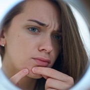 Hati-Hati! Ini 5 Efek Berbahaya Membersihkan Wajah dengan Tisu Basah