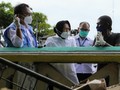 2 Pekan Jabat Mensos, Risma Bawa 10 Tunawisma ke Balai Rehab