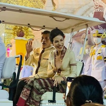 Sineenat Wongvajirapakdi, Selir Raja Thailand dengan Karier Militer Kontroversial