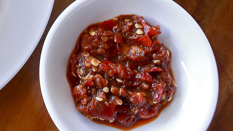 5 Resep Sambal Tradisional untuk Pelengkap BBQ Tahun Baru