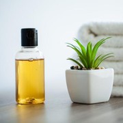 Selain Membersihkan Wajah, Ini 6 Manfaat Lain dari Cleansing Oil