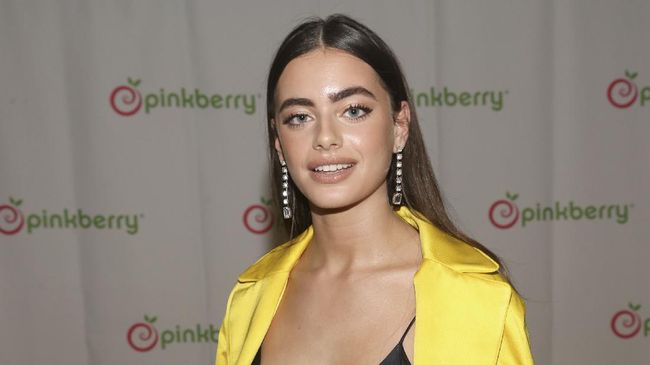 Model asal Israel Yael Shelbia terpilih sebagai wanita tercantik sedunia 2020 dalam daftar tahunan yang dirilis TC Candler.