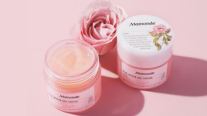 6 Rekomendasi Skincare Korea yang Punya Kandungan Bunga Mawar