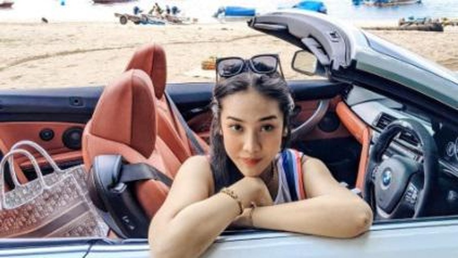 Anya Geraldine