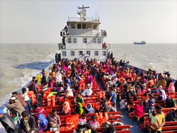 Lagi, Bangladesh Pindahkan Ribuan Pengungsi Rohingya ke Pulau Terpencil