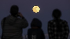 Roket Misterius Akan Tabrak Bulan Malam Ini