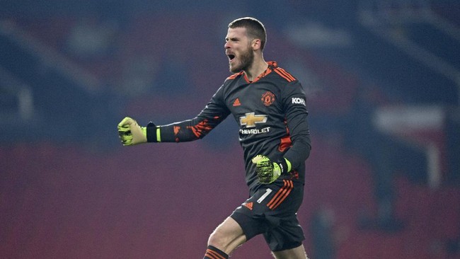 Penampilan cemerlang kiper Manchester United David de Gea dan striker Edinson Cavani dalam pertandingan leg kedua semifinal Liga Europa menuai pujian.