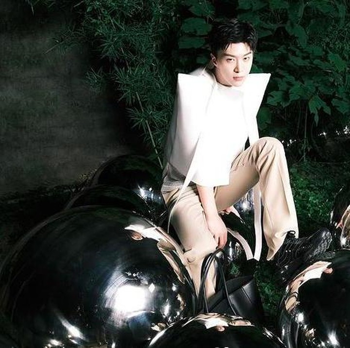 <p>Usia Fan Chengcheng dan Fan Bingbing terpaut cukup jauh, 19 tahun. Fan Chengcheng masih berusia 20 tahun, ia kelahiran 2000, Bunda. (Foto: Instagram @real_fanchengcheng)</p>