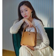 Fashion ala Park Yoona True Beauty, Bisa Jadi Inspirasi Outfit Kencan