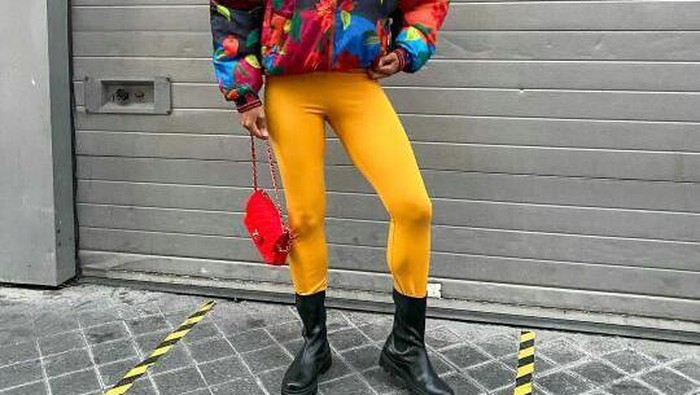 Legging Tahun 80an Sekarang Eksis Lagi, Gimana Mix and Match-nya?