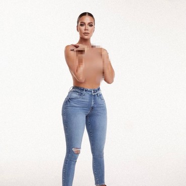 Pamer Foto Bokong di Instagram, Khloe Kardashian Bikin Fans Gerah