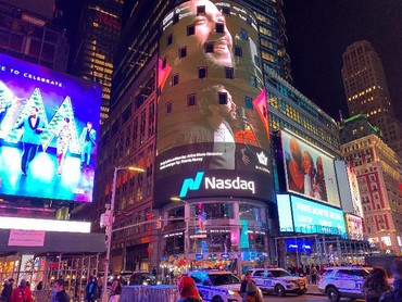 Maruli Tampubolon Bangga Video Klip 'Never Stand Alone' Diputar di Times Square New York