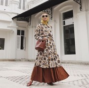 5 Ide Outfit Midi Dress untuk Hijabers, Siap Tampil Stylish dan Kekinian