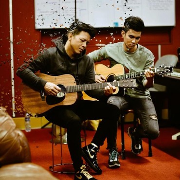 Lirik Lagu Cinta yang Diam - Ariel NOAH & Difki Khalif