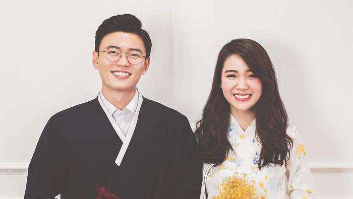 Banyak yang Mengira Jomblo, Hansol Korea Reomit Ternyata Udah Pacaran 4 Tahun! Banyak yang Mengira Jomblo, Hansol Korea Reomit Ternyata Udah Pacaran 4 Tahun!