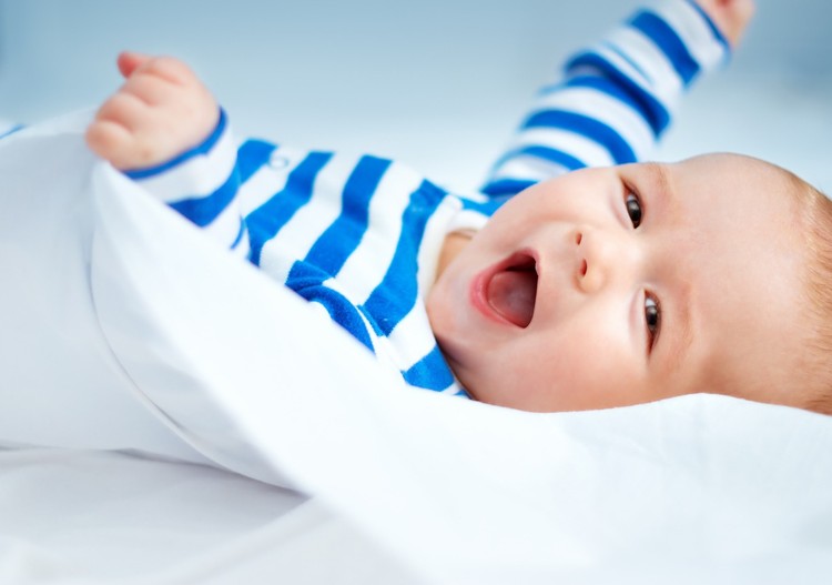 Tes Darah untuk Mengatasi Bayi Lahir Kuning Salah satu kekhawatiran ibu baru melahirkan itu kalau bayinya kuning. Apalagi kalau Bunda bergolongan darah O sedangkan bayi berbeda.