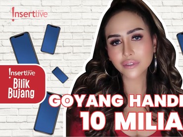 img-title Ratu Meta Goyang Handphone dengan Berlian 10 Miliar