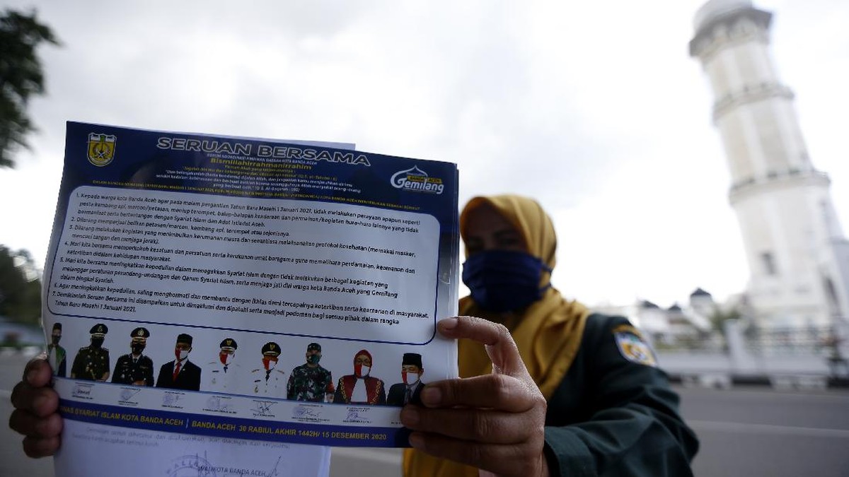 FOTO: Larangan Perayaan Tahun Baru 2021 di Berbagai Daerah