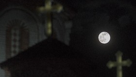 Cold Moon Manggung Minggu Ini Bareng Jupiter, Catat Jadwalnya