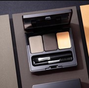 Rekomendasi Eyebrow Kit Lokal Paling Cocok untuk Travelling