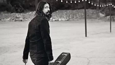 img-title Dave Grohl Selingkuh dengan Pebisnis Situs Porno?