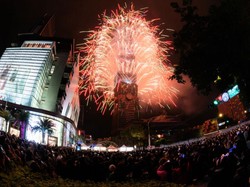 Happy New Year dan Dear 2021 Menggema di Linimasa