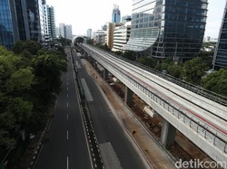Melihat Lengangnya Jakarta Hari Ini