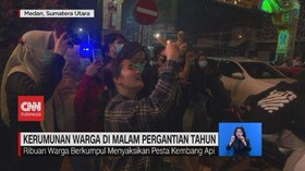 VIDEO: Kerumunan Warga di Malam Pergantian Tahun
