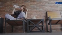<p>Maia memilih untuk tidur di kamar putranya, Al Ghazali. (Foto: YouTube Maia Aleldul TV)</p>