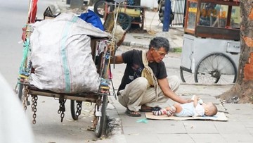 Dede sang pemulung viral ditawari pekerjaan mengurusi taman
