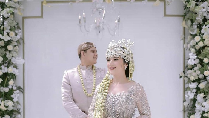 Resmi Menikah, Intip 5 Momen Pernikahan Influencer Nabila Gardena