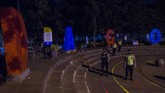 FOTO: Sepi Malam Pergantian Tahun 2021 di Berbagai Daerah Malam pergantian tahun 2020 ke 2021 di Indonesia jauh dari kata semarak, tak ada perayaan besar meski masih terdengar suara petasan pada tengah malam.