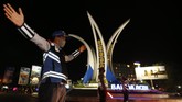 FOTO: Sepi Malam Pergantian Tahun 2021 di Berbagai Daerah Malam pergantian tahun 2020 ke 2021 di Indonesia jauh dari kata semarak, tak ada perayaan besar meski masih terdengar suara petasan pada tengah malam.