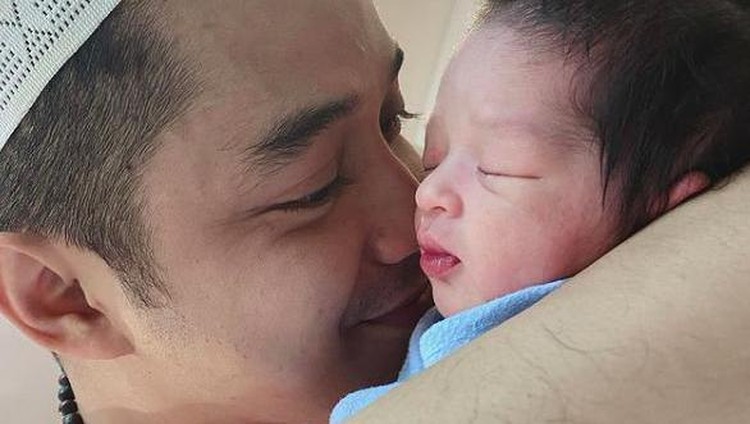 Anak Adly Fairuz Anak Adly Fairuz