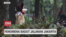 VIDEO: Maraknya Badut Jalanan Jakarta