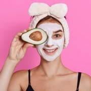 5 Face Mask dengan Kandungan Alpukat untuk Menutrisi Kulit Wajah
