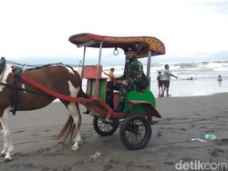Awal Tahun, Belasan Ribu Wisatawan Serbu Kawasan Parangtritis