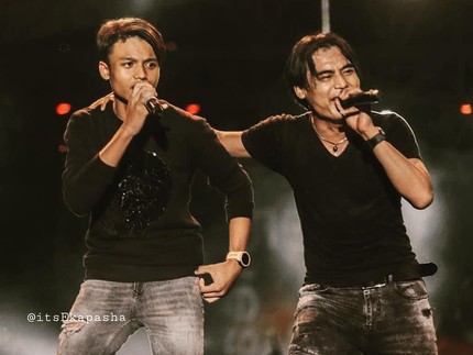 7 Potret Restu Gibhran, Anak Charly Van Houten yang Jago Bermusik