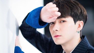 img-title Aron Putuskan Vakum, NU'EST Tetap Lakukan Promosi dengan 4 Member