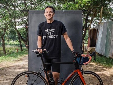 Vokalis Barasuara, Iga Massardi Alami Kecelakaan Saat Bersepeda