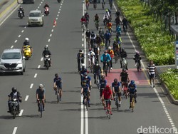Ramainya Sudirman-Thamrin Saat PSBB Ketat DKI