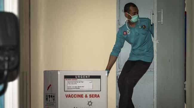 Manajer tim riset FK Unpad menyatakan pekan ini menyerahkan laporan interim uji klinis vaksin Sinovac ke BPOM, dan hasilnya akan diumumkan badan itu kemudian.